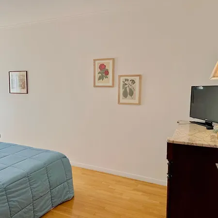 Apartamento Sisters' - Nel Centro Storico Con Terrazzo, Aria Condizionata E Vasca Da Bagno