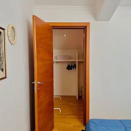 Sisters' - Nel Centro Storico Con Terrazzo, Aria Condizionata E Vasca Da Bagno Apartamento *
